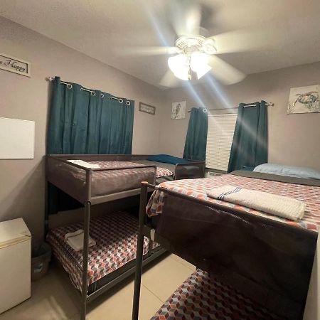 Miami Vibes "Hostel-Like" Shared Room Βόρειο Μαϊάμι Εξωτερικό φωτογραφία