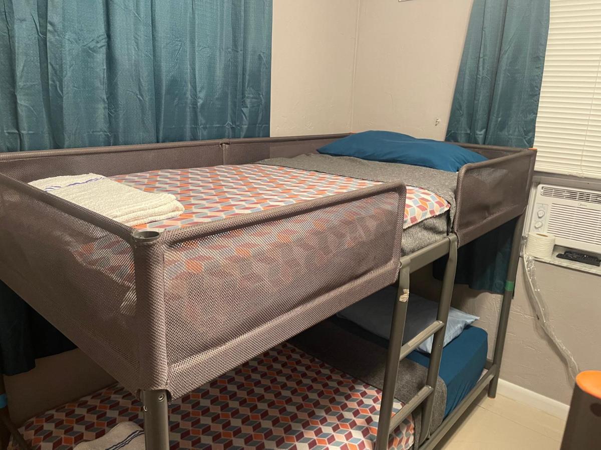 Miami Vibes "Hostel-Like" Shared Room Βόρειο Μαϊάμι Εξωτερικό φωτογραφία