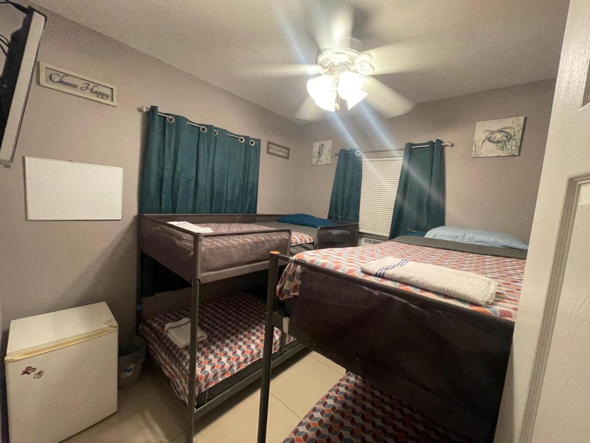 Miami Vibes "Hostel-Like" Shared Room Βόρειο Μαϊάμι Εξωτερικό φωτογραφία